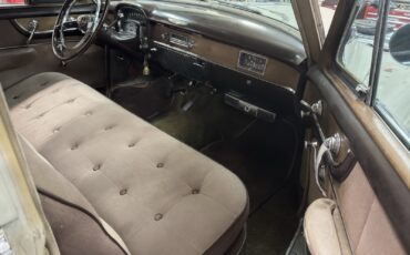 Cadillac-Series-62-1952-17