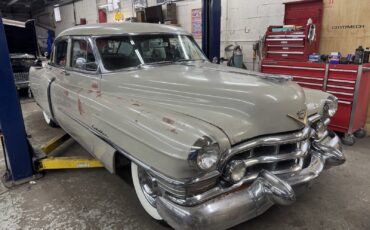 Cadillac-Series-62-1952-2