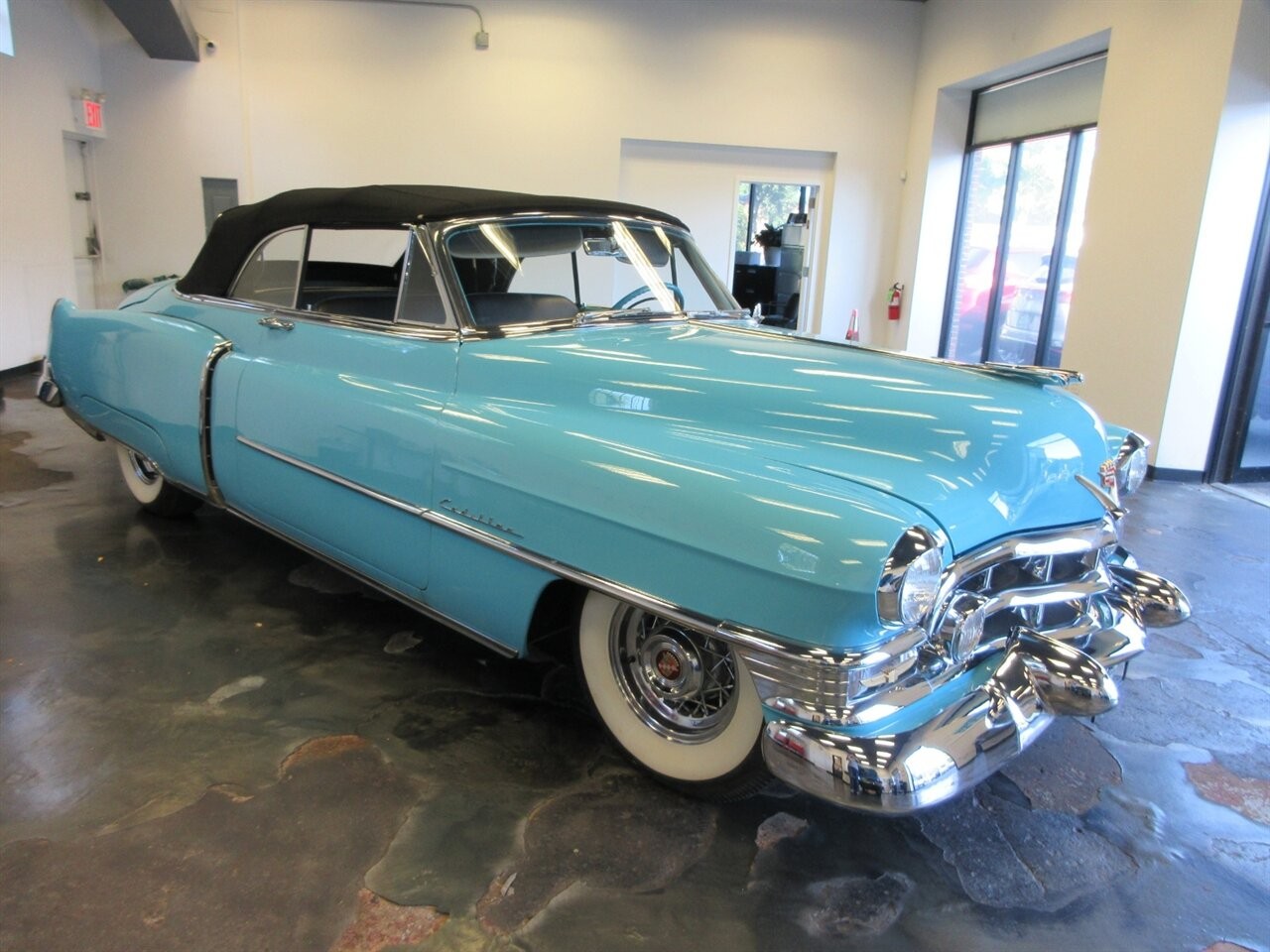 Cadillac-Series-62-1952-Convertible-12