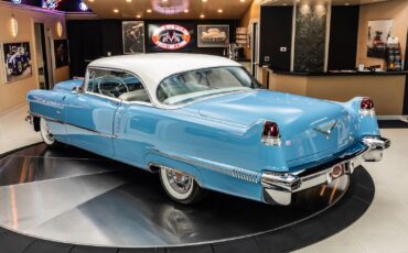 Cadillac-Series-62-1956-Convertible-17
