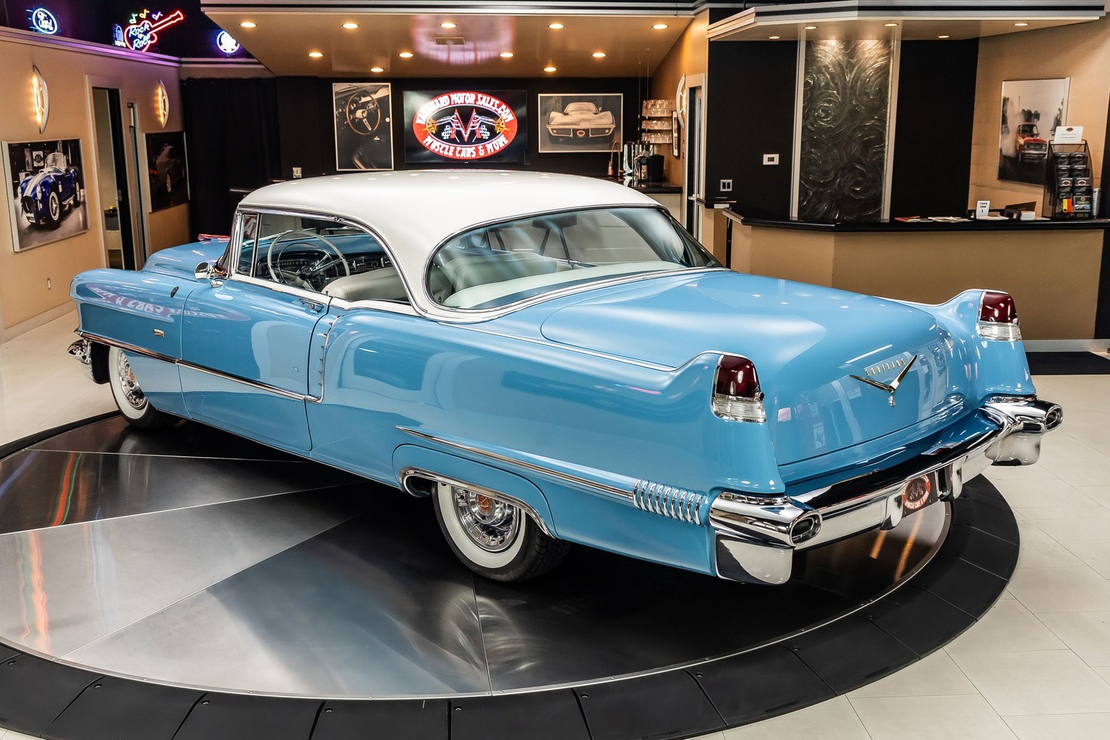 Cadillac-Series-62-1956-Convertible-17