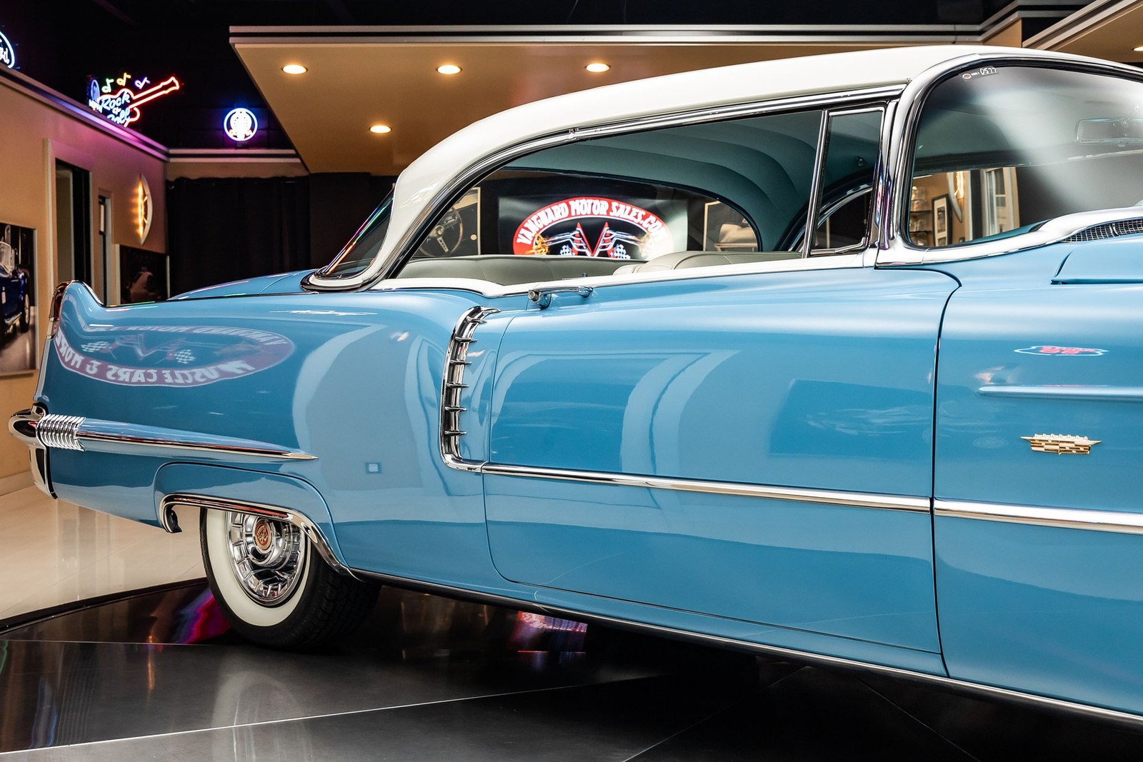 Cadillac-Series-62-1956-Convertible-22