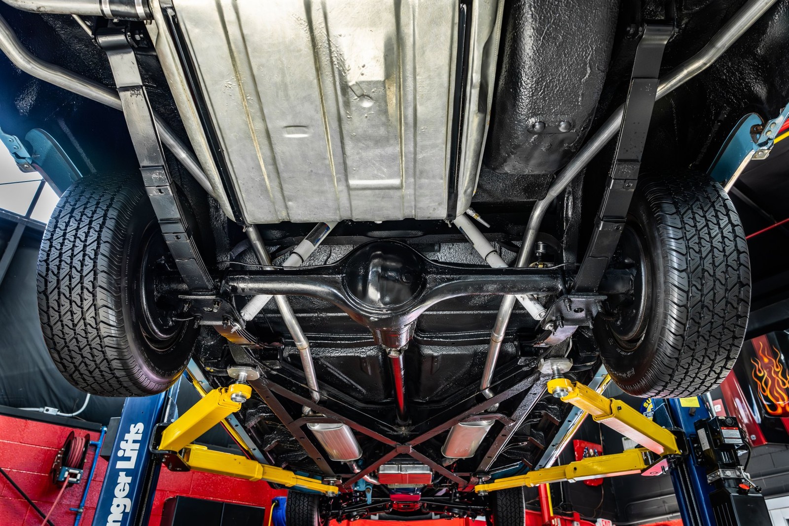 Cadillac-Series-62-1956-Convertible-4