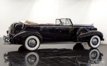 Cadillac-Series-85-1937-Sedan-10