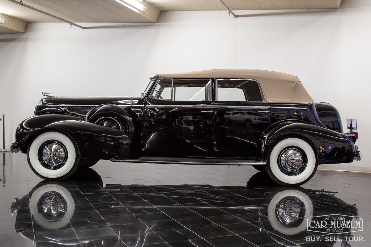Cadillac-Series-85-1937-Sedan-12
