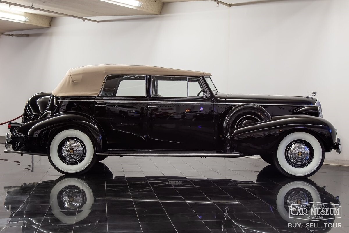 Cadillac-Series-85-1937-Sedan-13