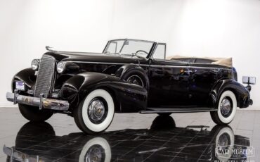 Cadillac-Series-85-1937-Sedan-14