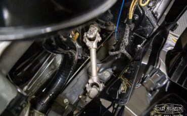 Cadillac-Series-85-1937-Sedan-27