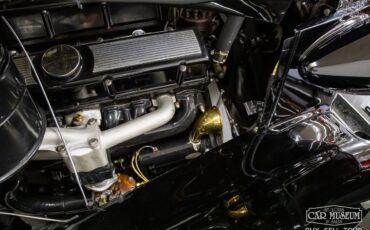 Cadillac-Series-85-1937-Sedan-31