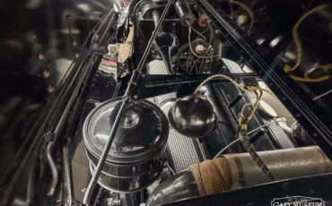 Cadillac-Series-85-1937-Sedan-38