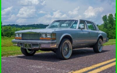 Cadillac Seville 1977 Sedan