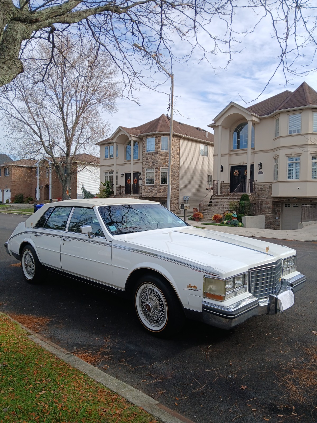 Cadillac-Seville-1985-Coupe-1