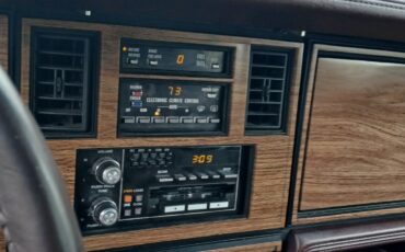 Cadillac-Seville-1985-Coupe-10