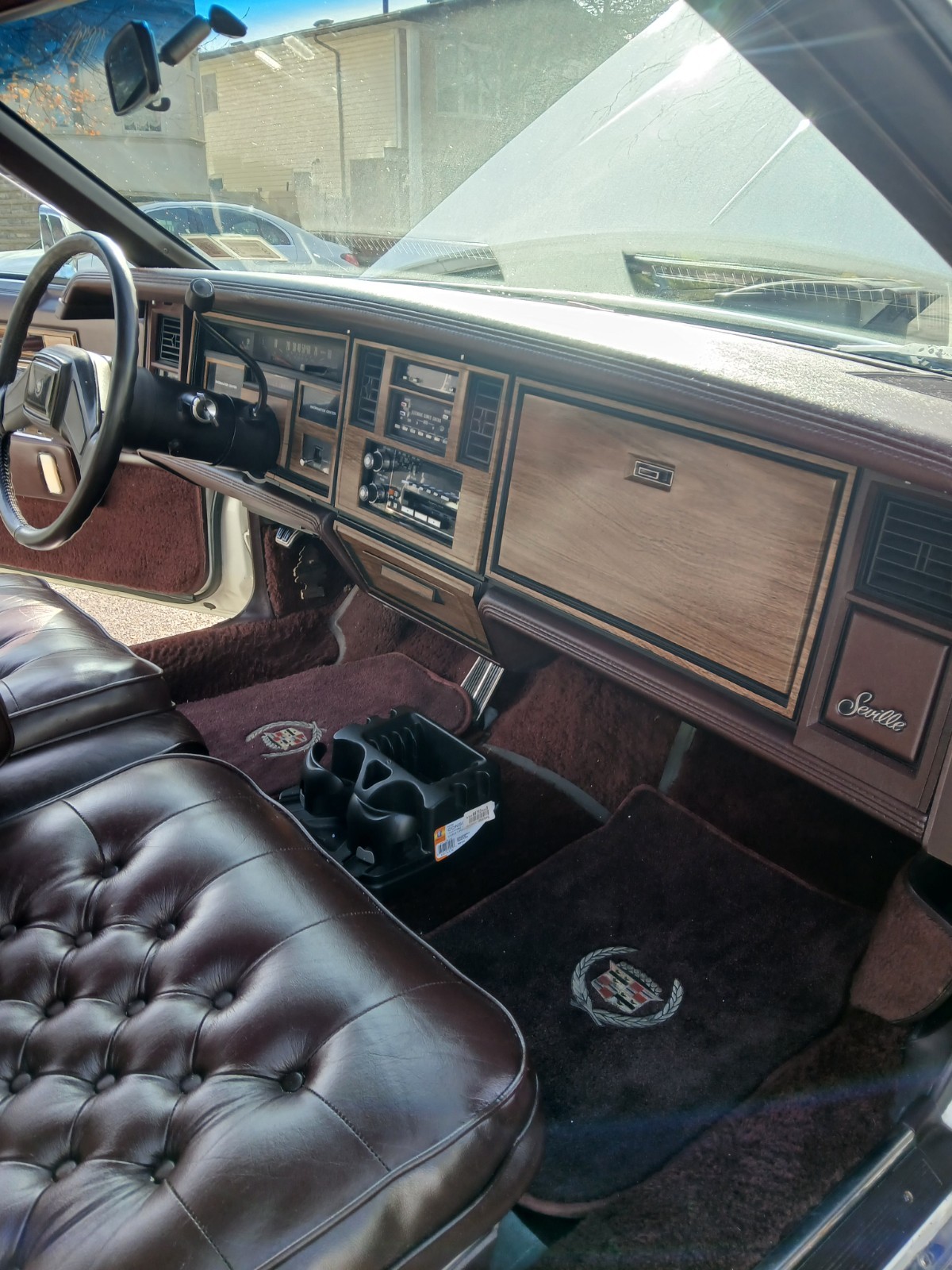 Cadillac-Seville-1985-Coupe-11