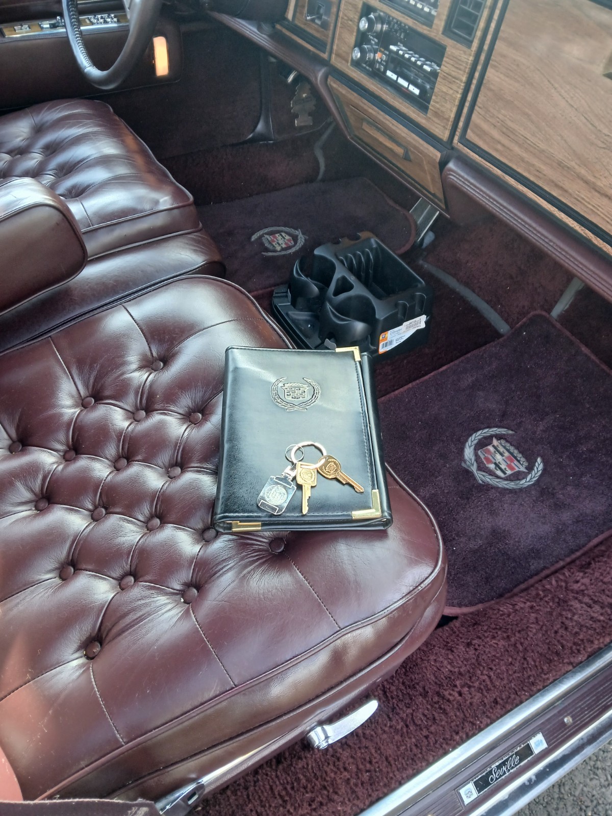 Cadillac-Seville-1985-Coupe-12