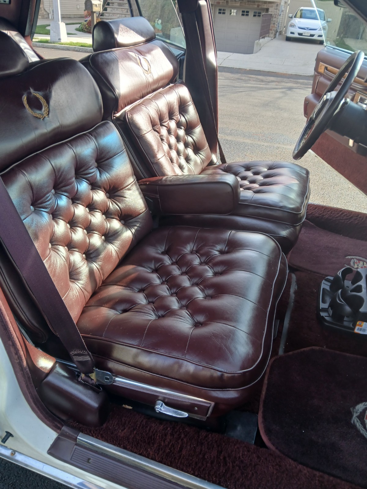 Cadillac-Seville-1985-Coupe-13