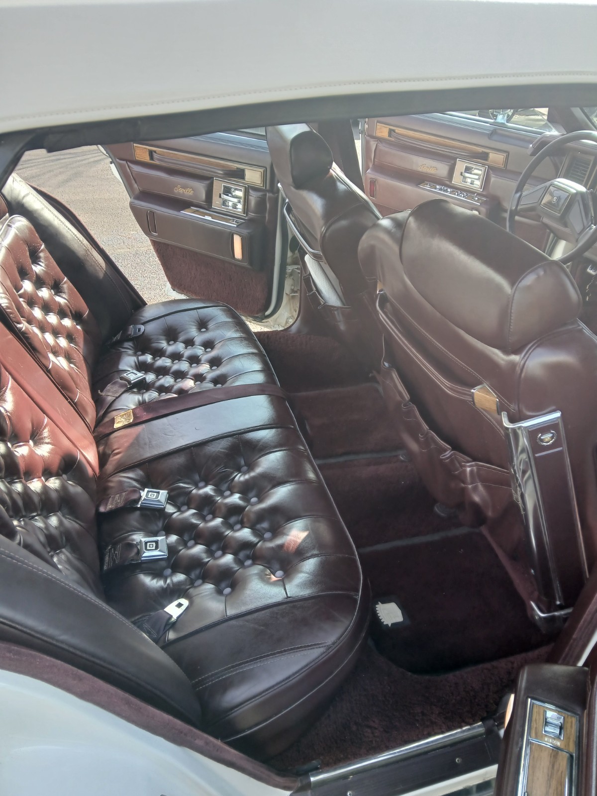 Cadillac-Seville-1985-Coupe-14