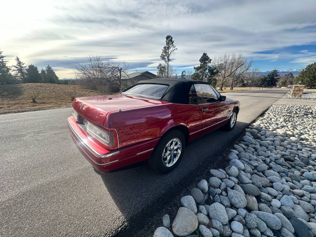Cadillac-allante-1987-red-18