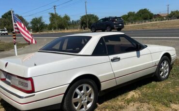 Cadillac-allante-1990-white-2
