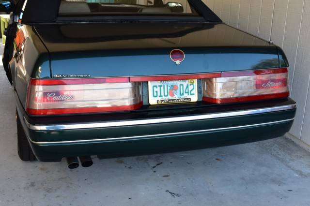 Cadillac-allante-1993-9