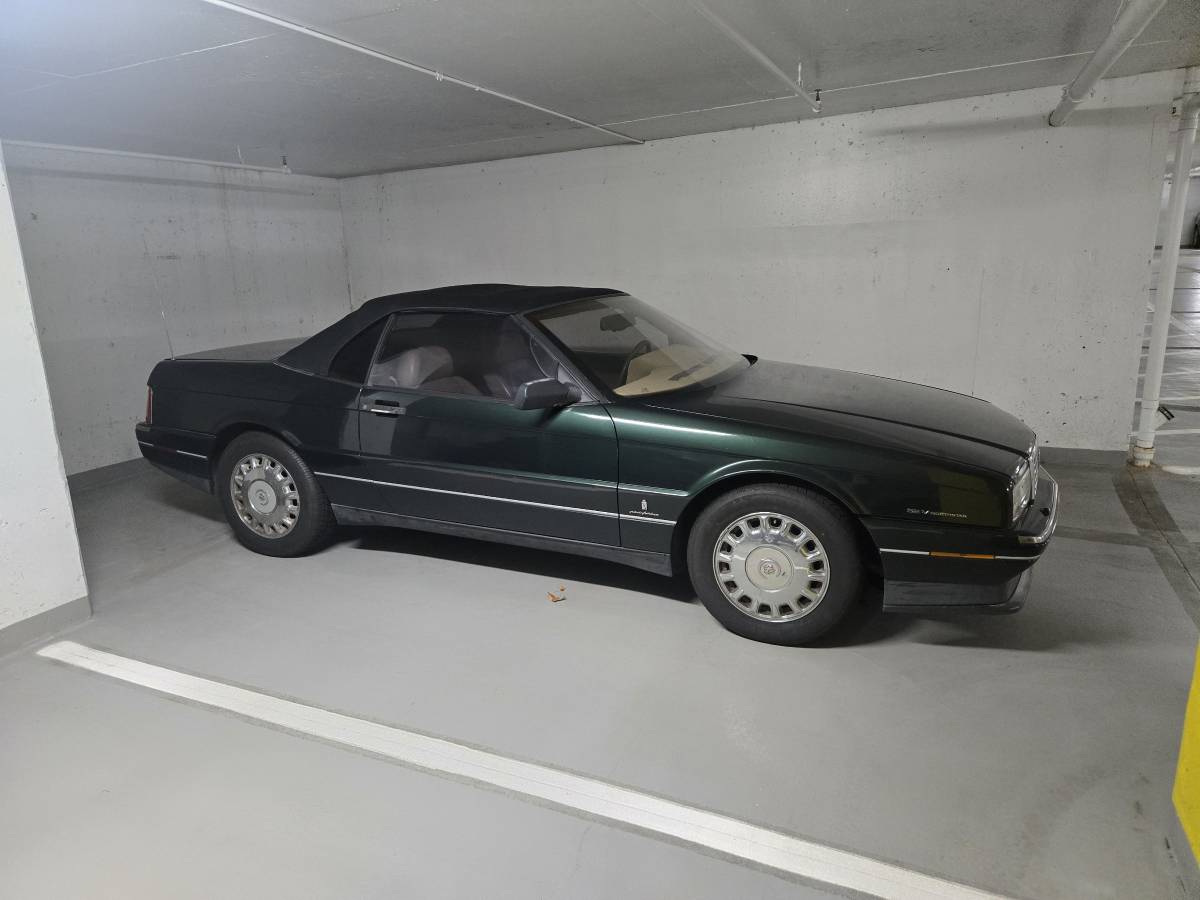 Cadillac-allante-1993-green-3