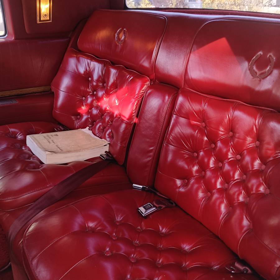 Cadillac-biarritz-1984-red