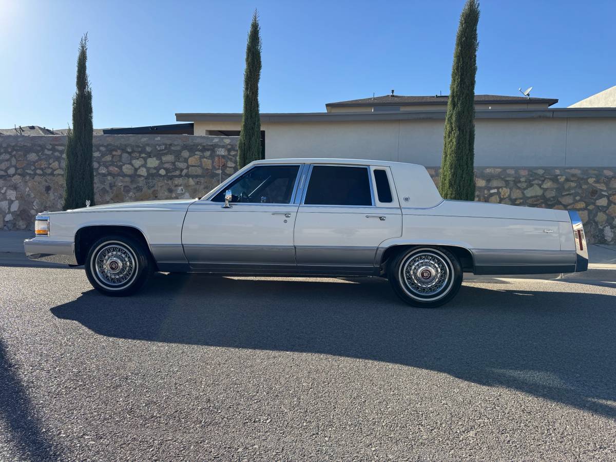 Cadillac-brougham-1991-white-3