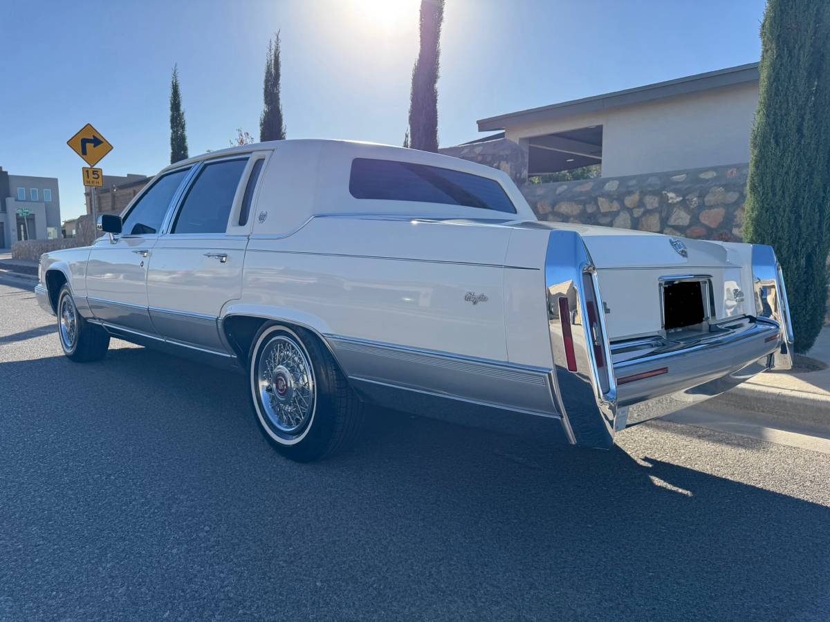 Cadillac-brougham-1991-white-5