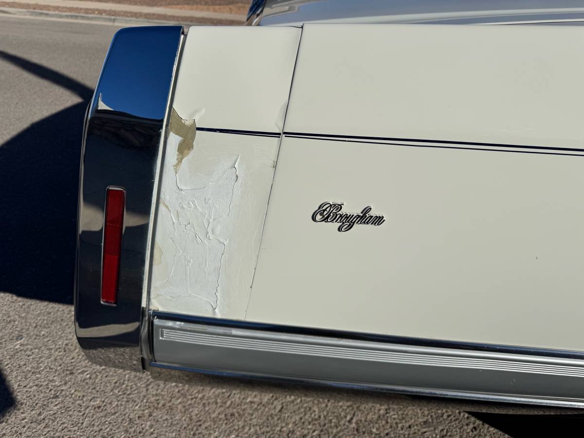 Cadillac-brougham-1991-white-9