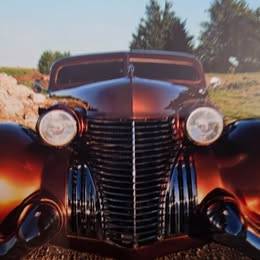 Cadillac-capone-custom-1940-custom-18