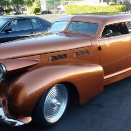 Cadillac-capone-custom-1940-custom-6