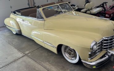 Cadillac-convertible-1947-streetrod-16