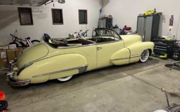 Cadillac-convertible-1947-streetrod-17