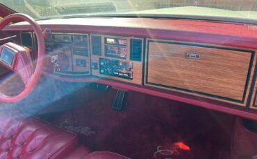 Cadillac-convertible-1985-6