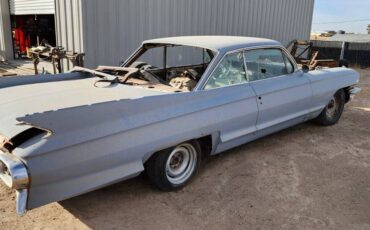 Cadillac-coupe-deville-1961-29