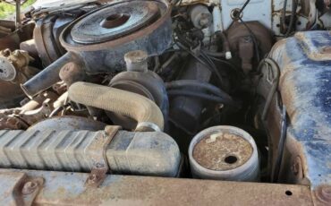 Cadillac-coupe-deville-1961-37