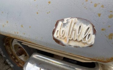 Cadillac-coupe-deville-1961-45