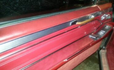 Cadillac-coupe-deville-1965-4