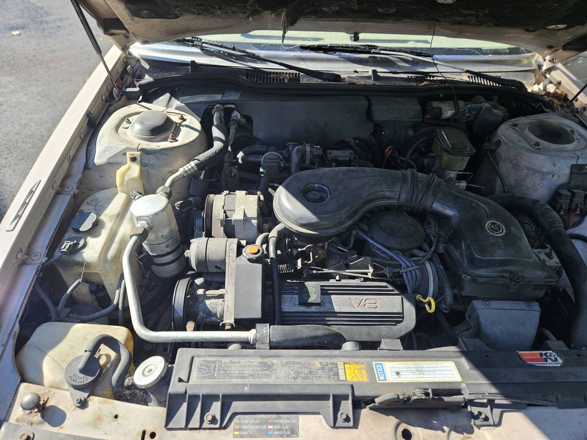 Cadillac-coupe-deville-1989-brown-4