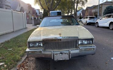 Cadillac-coupe-deville-1990-white-1