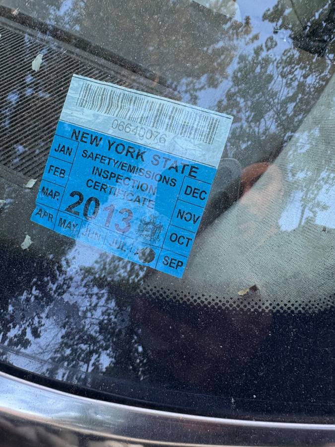 Cadillac-coupe-deville-1990-white-11