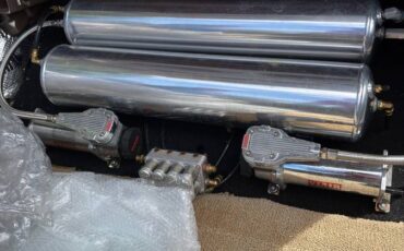 Cadillac-deville-1961-2