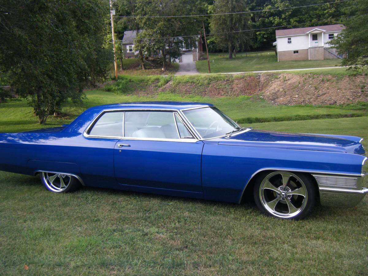 Cadillac-deville-1965-blue-28