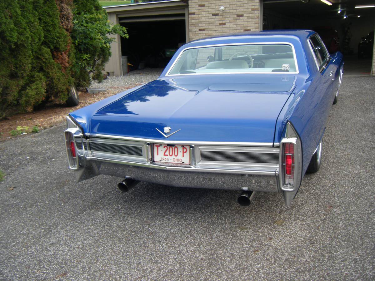 Cadillac-deville-1965-blue-8