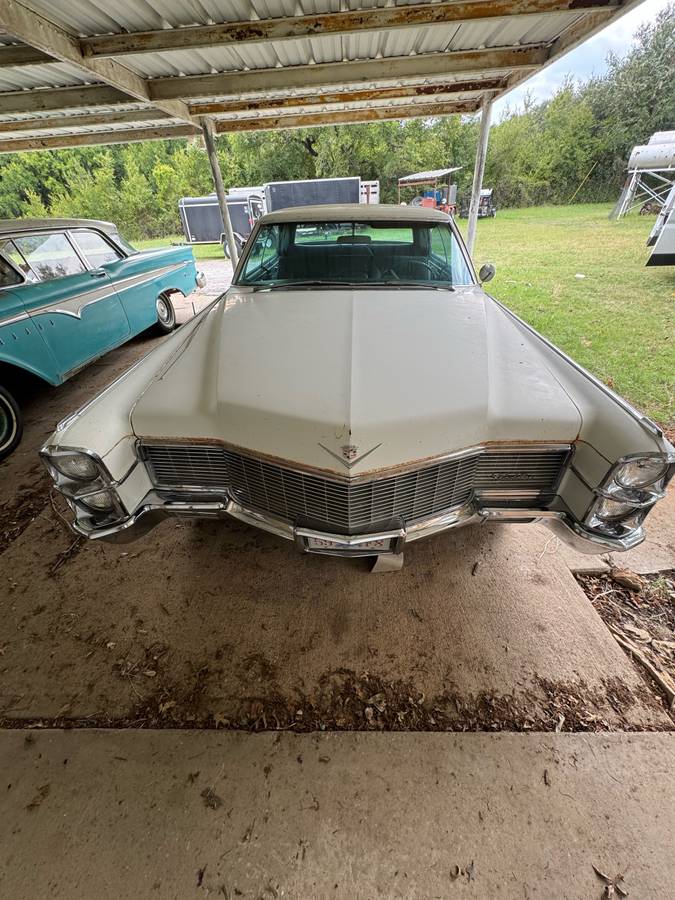 Cadillac-deville-1965-white-1