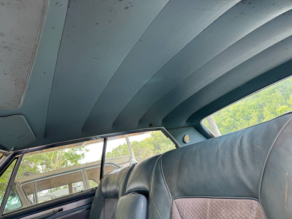 Cadillac-deville-1965-white-8