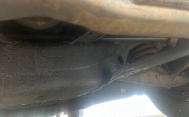 Cadillac-deville-1966-black-11