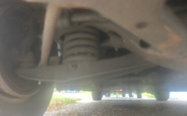 Cadillac-deville-1966-black-12