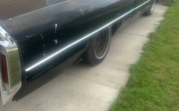 Cadillac-deville-1966-black-6