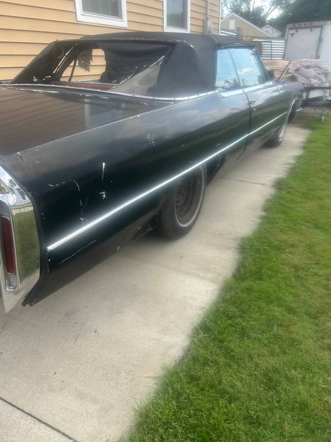 Cadillac-deville-1966-black-6